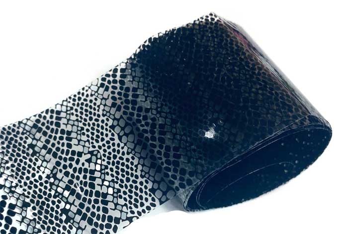 113 - Small Black Scale Foil